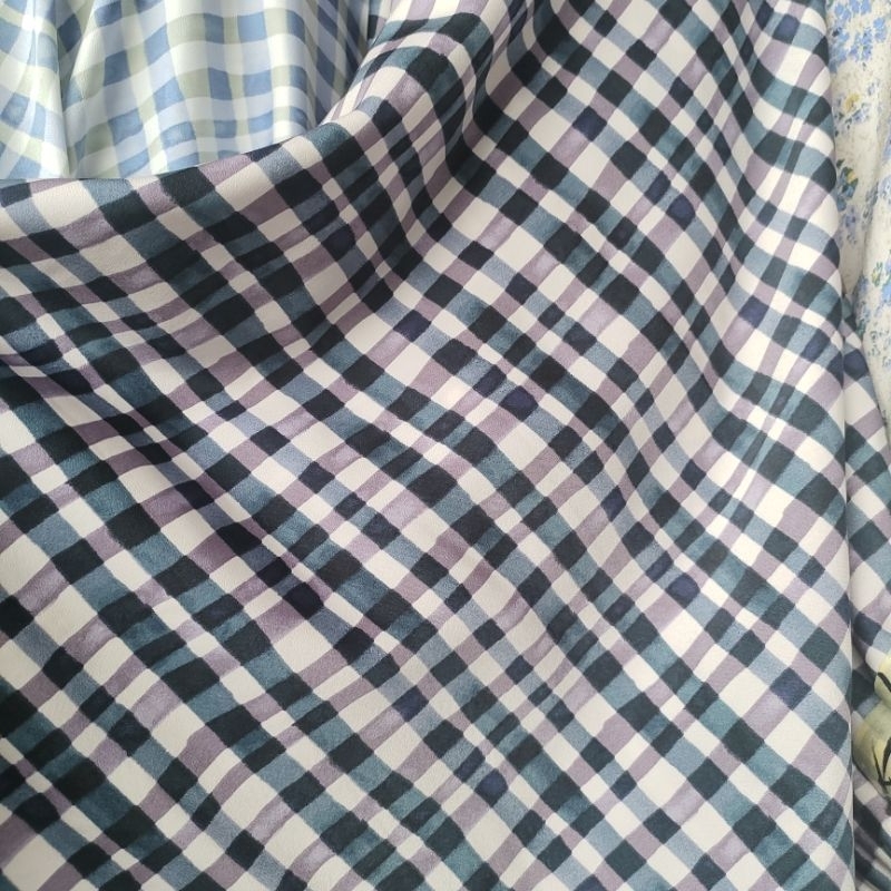 kain satin silk motif Ba - bahan saten premium - kain motif kotak