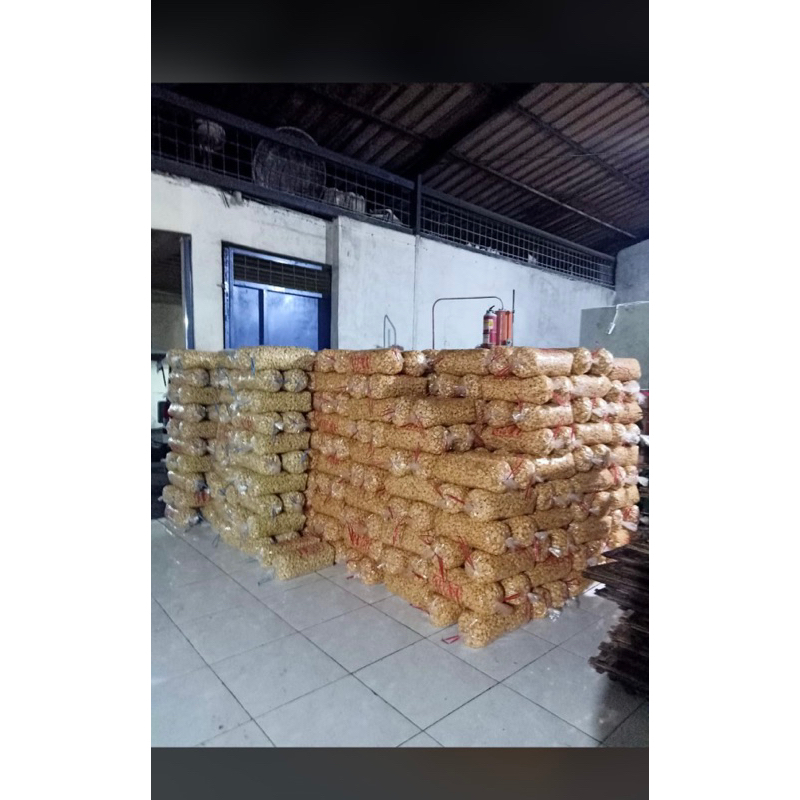 

KERUPUK SEBLAK KERING 1kg