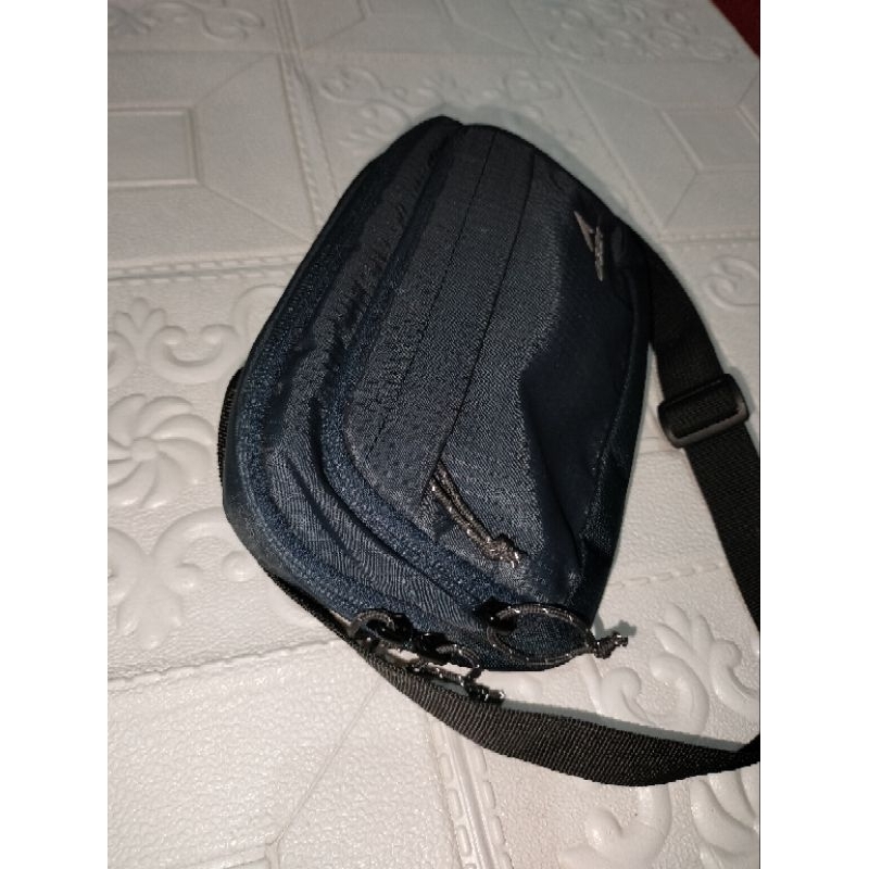 (nhzabal) tas eigeR PL Sling pouch eige7 original by eigear