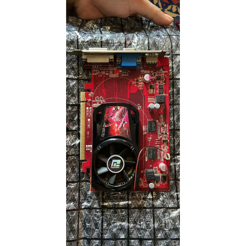 VGA Radeon HD 6570
