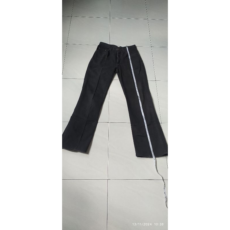 Celana Jeans Hitam Panjang Dewasa / Remaja Perempuan / Wanita TIRA Original Preloved /Bekas