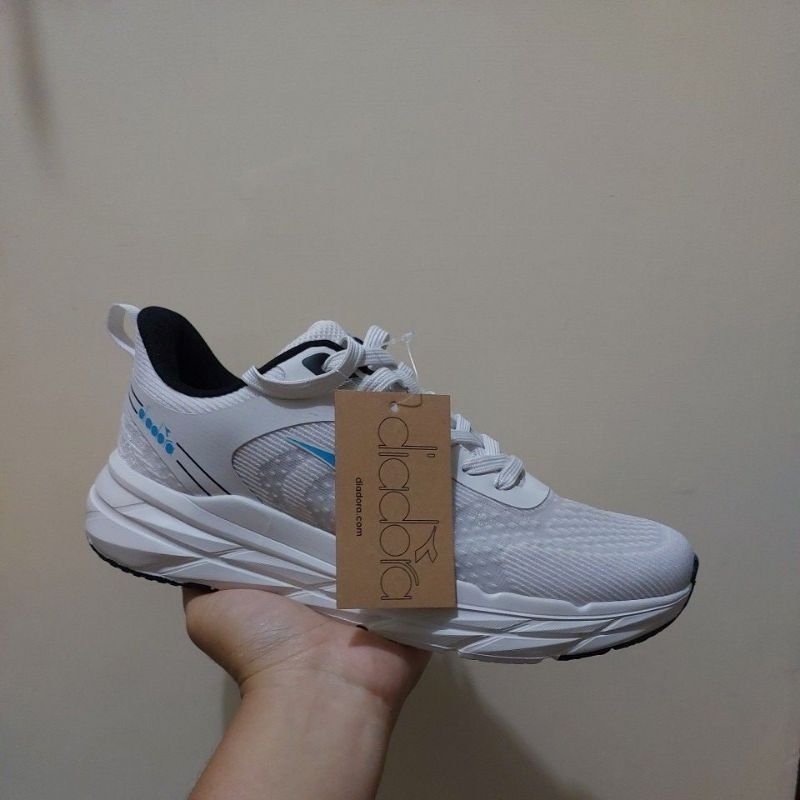 Sepatu Diadora Holila - Unisex