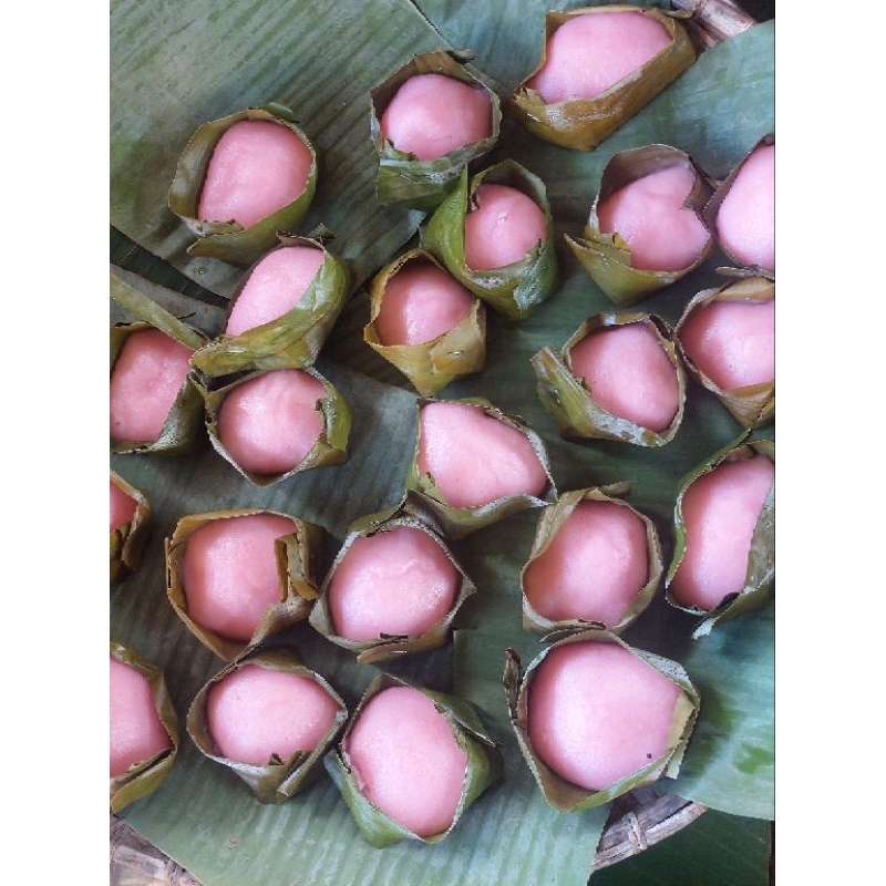 

apem jadul topping kelapa
