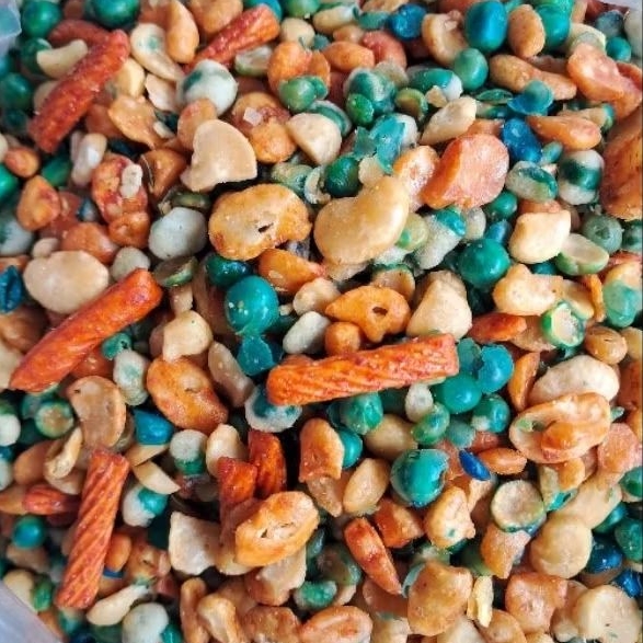 

kacang campur 1kg mix nuts
