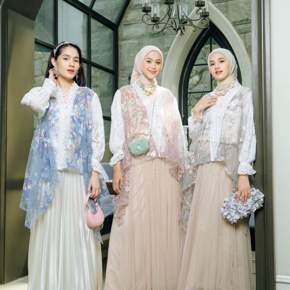 KODE Q9Y Haidee  Orlin  AMALE RAYA OUTER