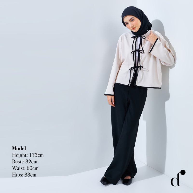 D.noktah Official - Hawla Cardigan (Outer) - Cream (black lines)