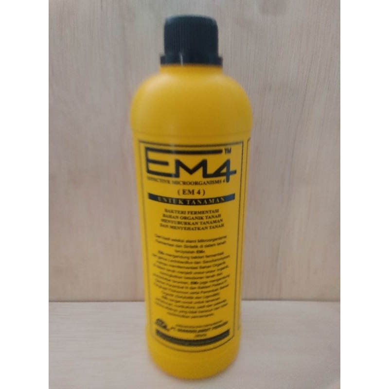 EM4 PERTANIAN 1 LITER