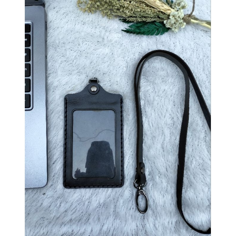 

name tage id card full black simple