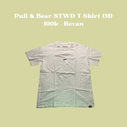 Pull & Bear STWD T-Shirt Size M - Bevan