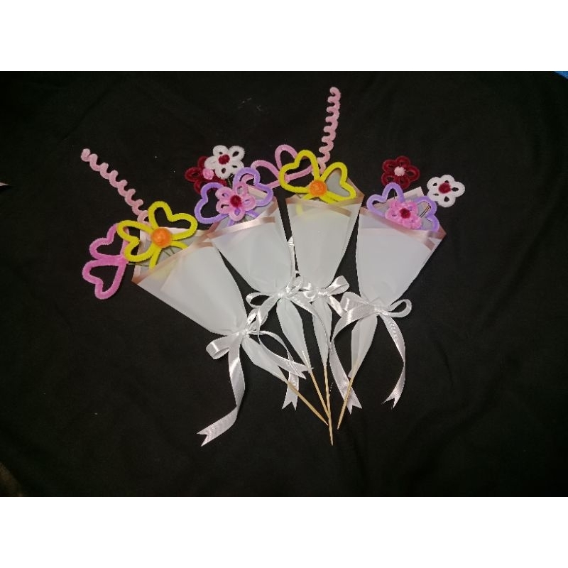 

Buket Prasmanan| Kawat Bulu| Pipe Cleaner|