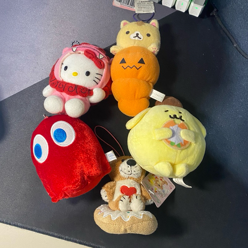 Gantungan Kunci Plush Keychain Boneka Pac Man Hello Kitty Corocoro Coronya Pompompurin Suzy Zoo Prel