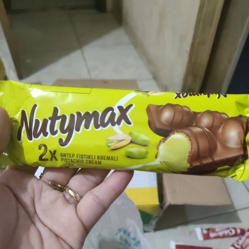 

coklat nutymax dengan fistachio