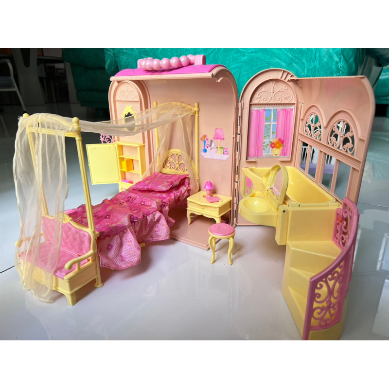 [PRELOVED] RUMAH BARBIE ORIGINAL TEMPAT TIDUR BONEKA KASUR BARBIE RUMAH KOPER