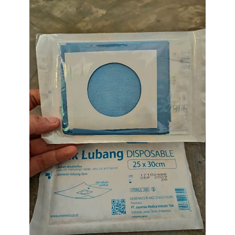 DUK LUBANG STERIL ONEMED 25 X 30 CM / DUK LUBANG MEDIS OPERASI