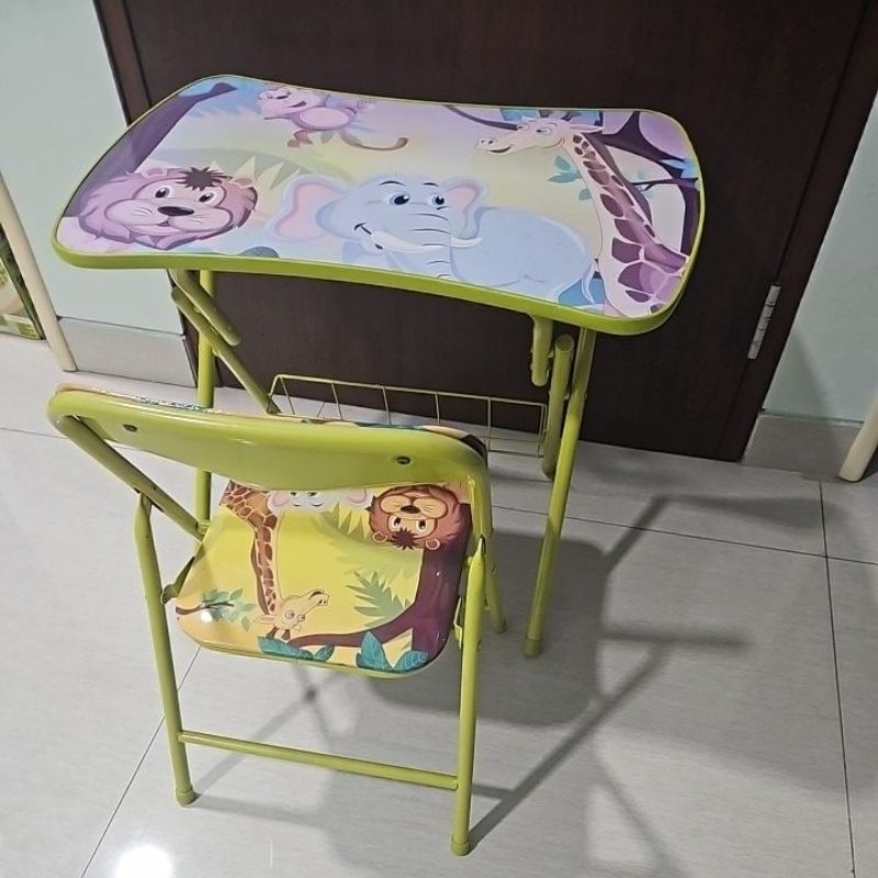 Preloved Meja Kursi Anak Lipat