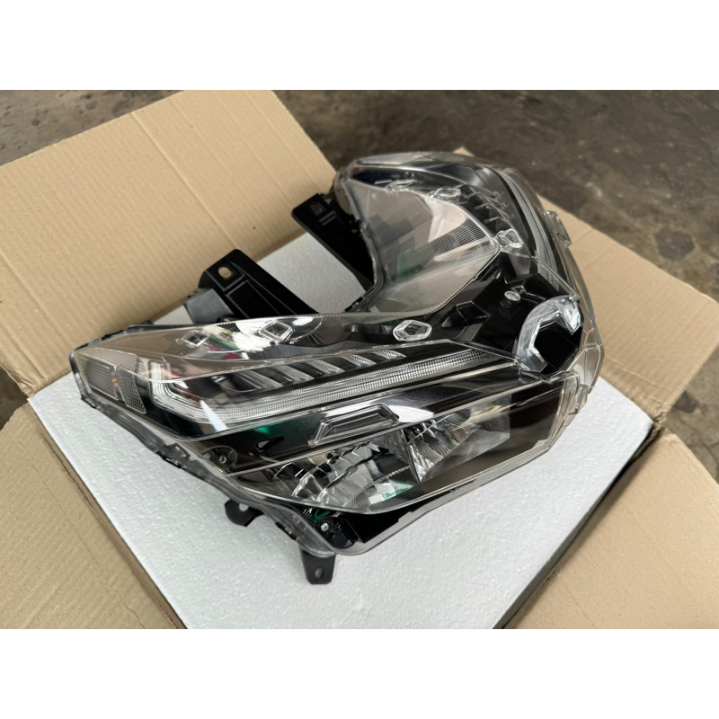 Lampu depan assy vario125 gen 2 33100-K2V-N31