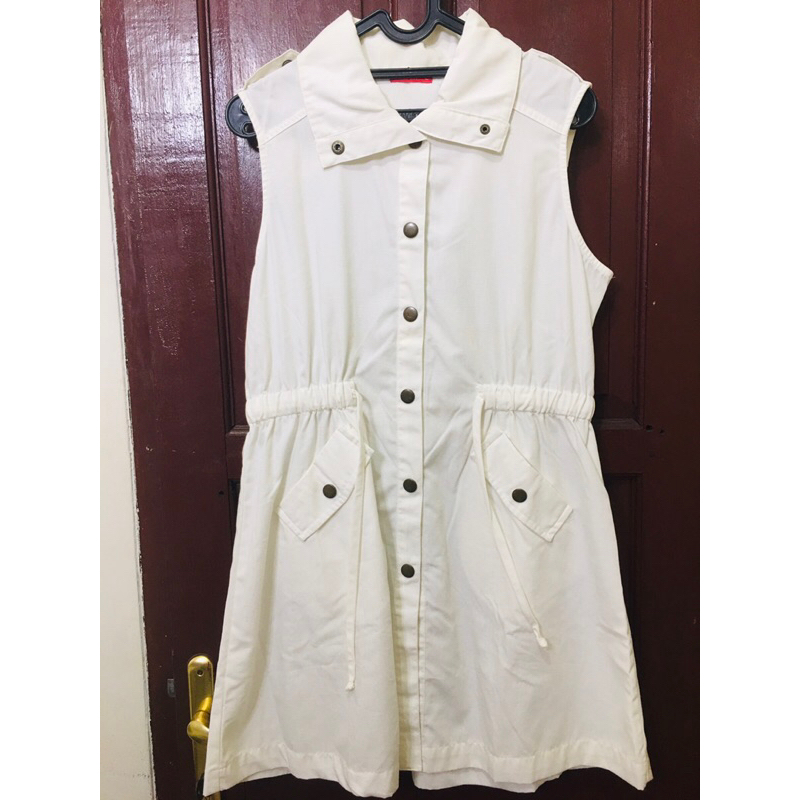 Outer Putih Panjang PRELOVED