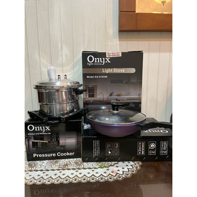 Brand new Onyx Light Stove SA-010506 + Onyx pressure cooker& Onyx wok pan