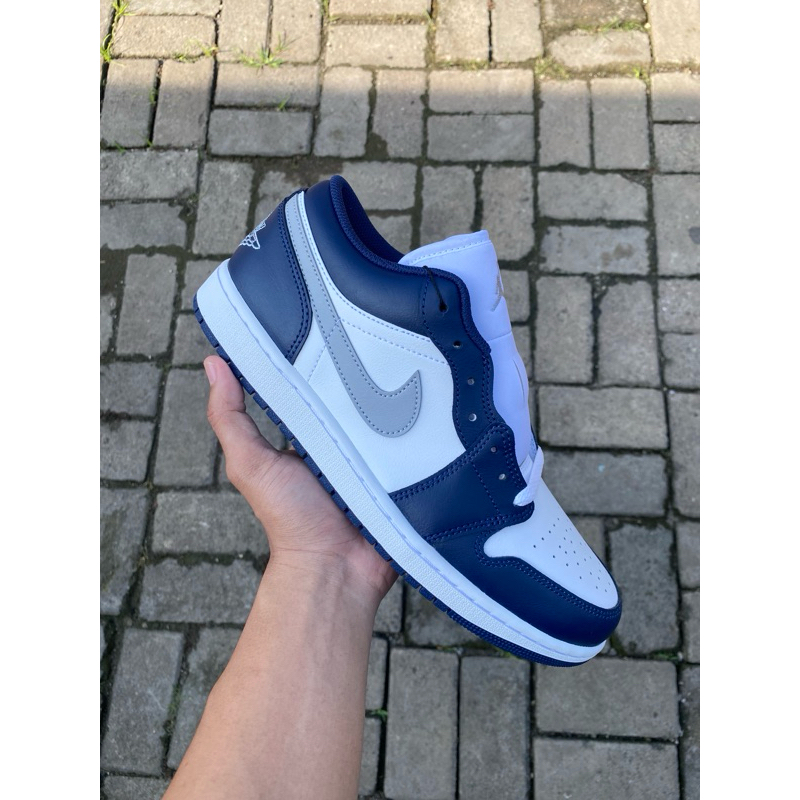 AIR JORDAN 1 LOW MIDNIGHT NAVY