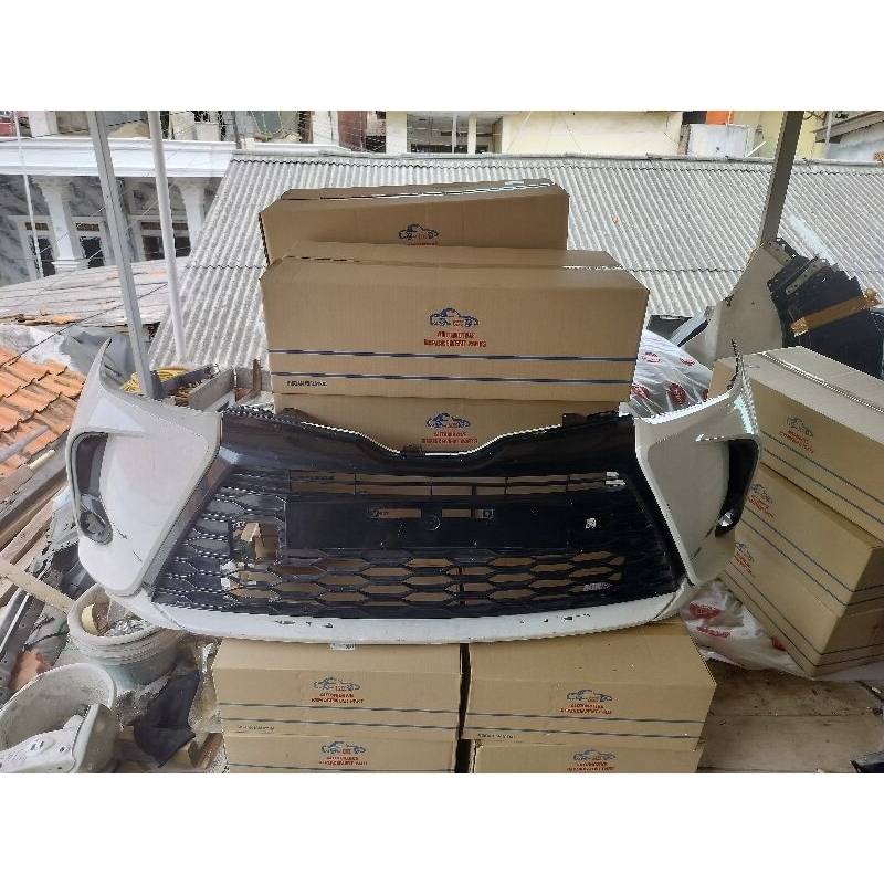 Bumper Bemper Depan Yaris original 2021 2022