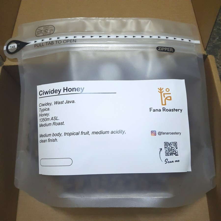 

Bubuk Kopi Fresh Roast Ciwidey Honey Berat 200gr