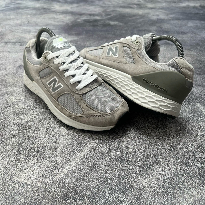 sepatu NB 1880 size 40.5 / 25.5 cm