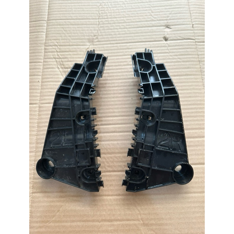 BRACKET BUMPER DEPAN MITSUBISHI XPANDER CROSS NEW