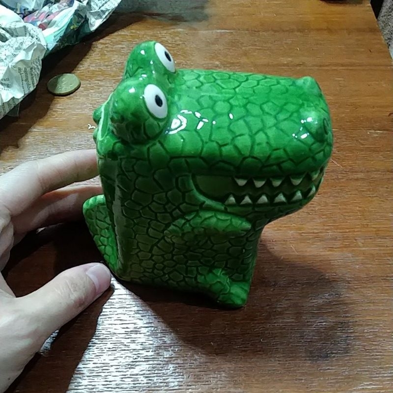 Pajangan/Celengan Keramik Buaya Hijau
