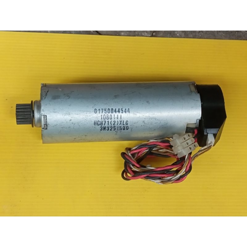 DINAMO DC24V 3500 RPM GERMANI