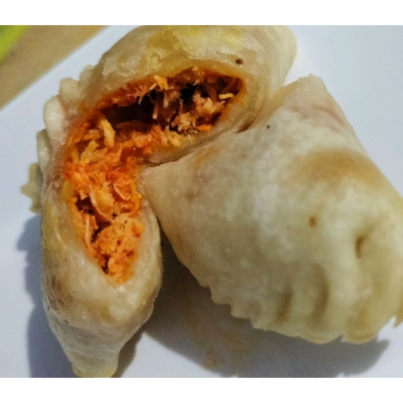 

Cireng mini isi ayam pedas dan isi keju (1 pack isi 10)