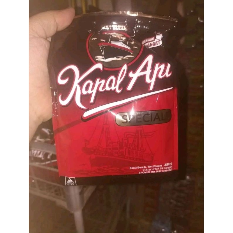 

Kapal api ukuran besar