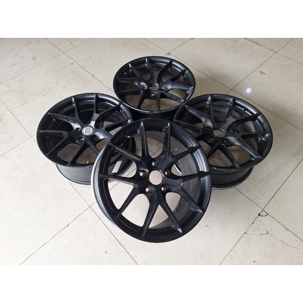 Velg Mobil Bekas Ring 17 Lubang Baut 5 BBS R17X7,5 H5X114,3 ET40