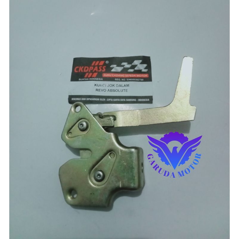 Engsel kunci/lawan kunci jok dalam Revo absolute/Revo fi/,Revo new/Revo fit