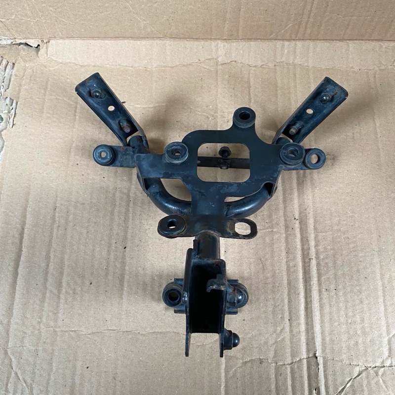BREKET LAMPU DEPAN R15 V2 ORIGINAL BRACKET DUDUKAN LAMPU DEPAN YAMAHA R15 V2
