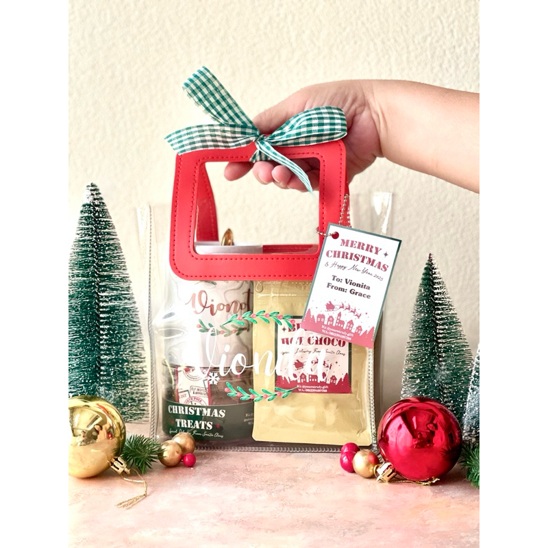 

PERSONALIZED LARGE CLEAR BAG ONLY • Hampers Natal 2024 • FREE CUSTOM NAMA • Christmas Hampers & Gift • Parcel Natal • Personalized Gift • Custom Hampers • Hiasan Natal • Hadiah Spesial Labubu • Kado Kue Natal Murah • Candy Cane • Hot Choco
