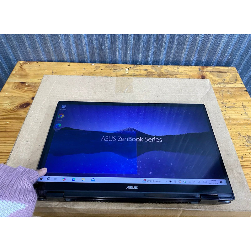 ASUS ZenBook Flip 14 - UX463FA, #TOUCHSCREEN
