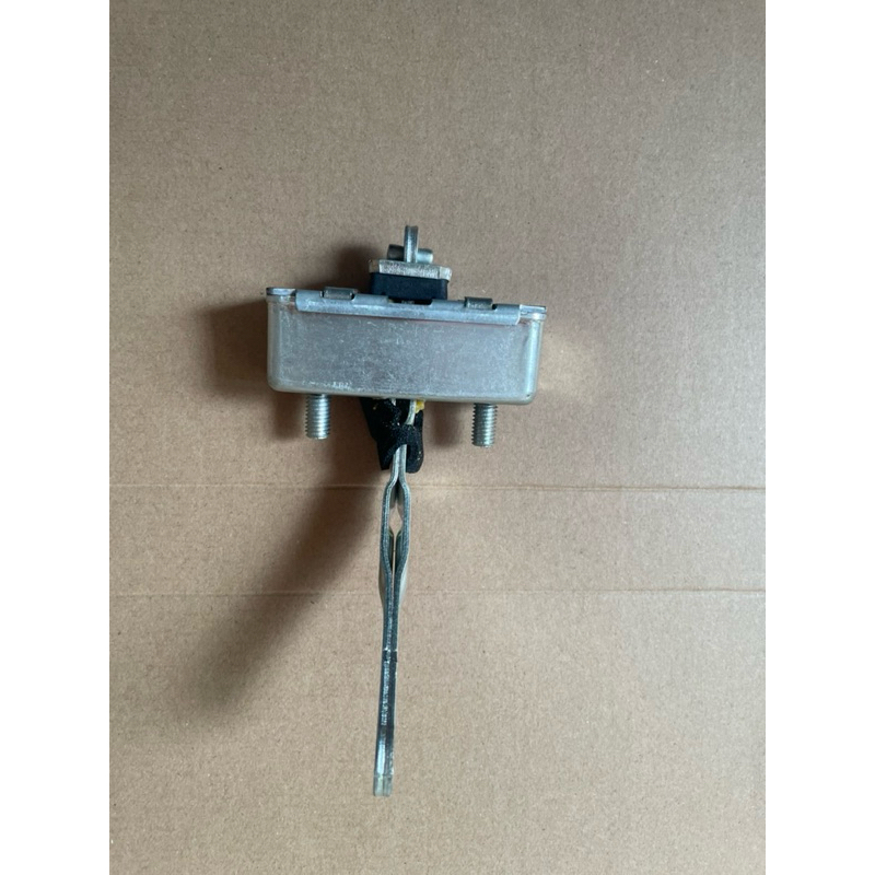 Doorcheck Pintu Bagasi Mobil Panther Capsul