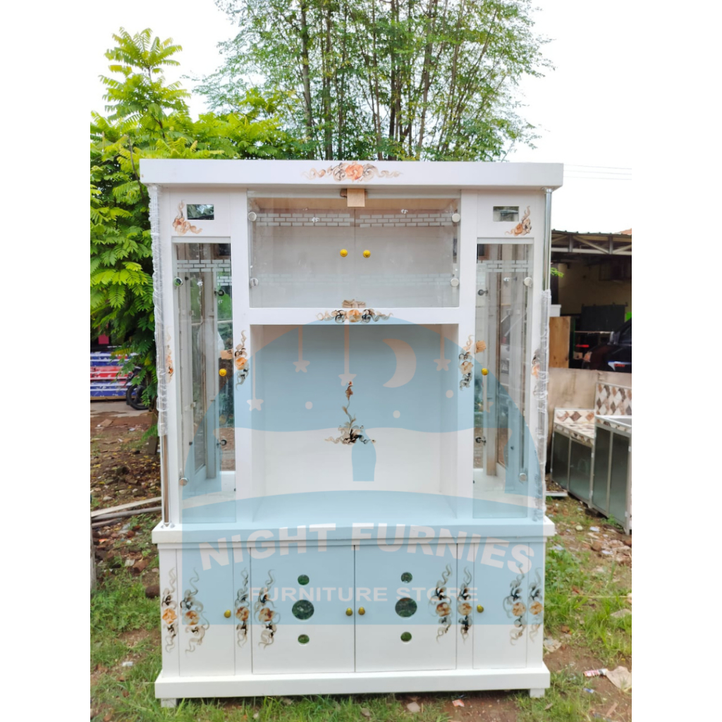 Bufet Pajangan Crystal Kristal Wush / Pajangan Tv Kaca / Lemari Tv Kristal 4 Pintu Rata Minimalis