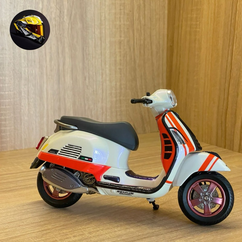 diecast miniatur motor vespa gts skala 1/12 custome welly