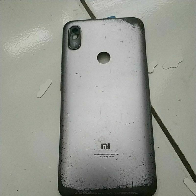 backdoor bekas Redmi S2 tombol komplit kurang kaca kamera