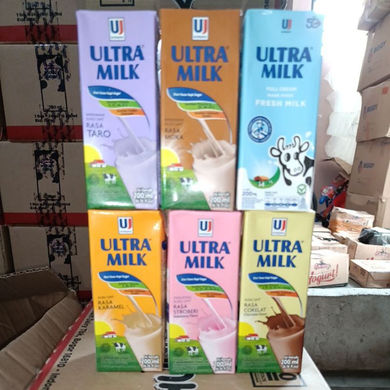 

Ultra Milk Susu UHT Cokelat 200 ml 1 karton isi 24pcs