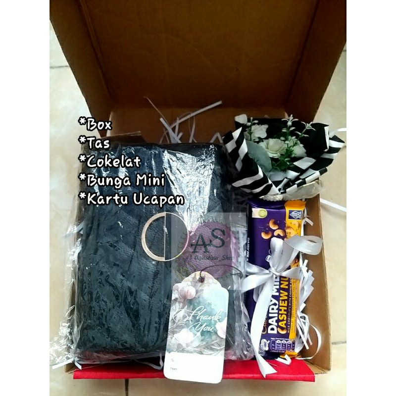 

Kado Hampers untuk cewek ulang tahun anniversary/ Hadiah / Bingkisan kado wisuda ultah valentine Murah