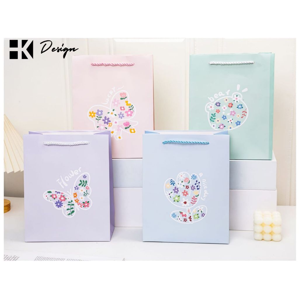 

[ SD-411 S ] Paperbag kertas tali motif 24.5*19.5*9.5Tas Kado motif Paperbag Motif Goodie Bag