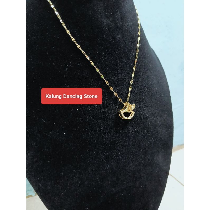 Kalung Dancing Stone