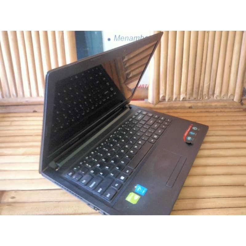 Lenovo IP 100/core i3-5005u/ram4gb hdd500gb/VGA Nvidia 920m