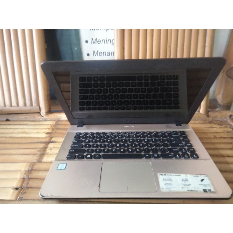 Laptop high kencang Asus x441U/core i3 gen6/ram4gb DDR4/laptop siap pake