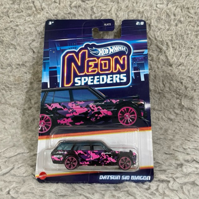 Hot Wheels Datsun 510 Wagon Neon Speeders