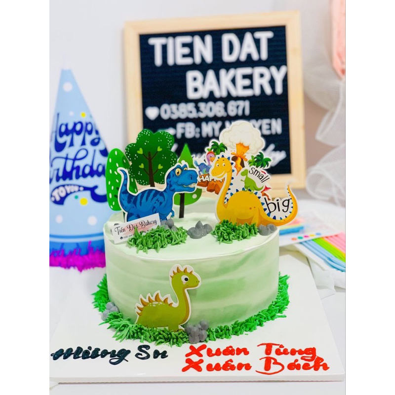 

KUE ULANG TAHUN TEMA DINOSAURUS