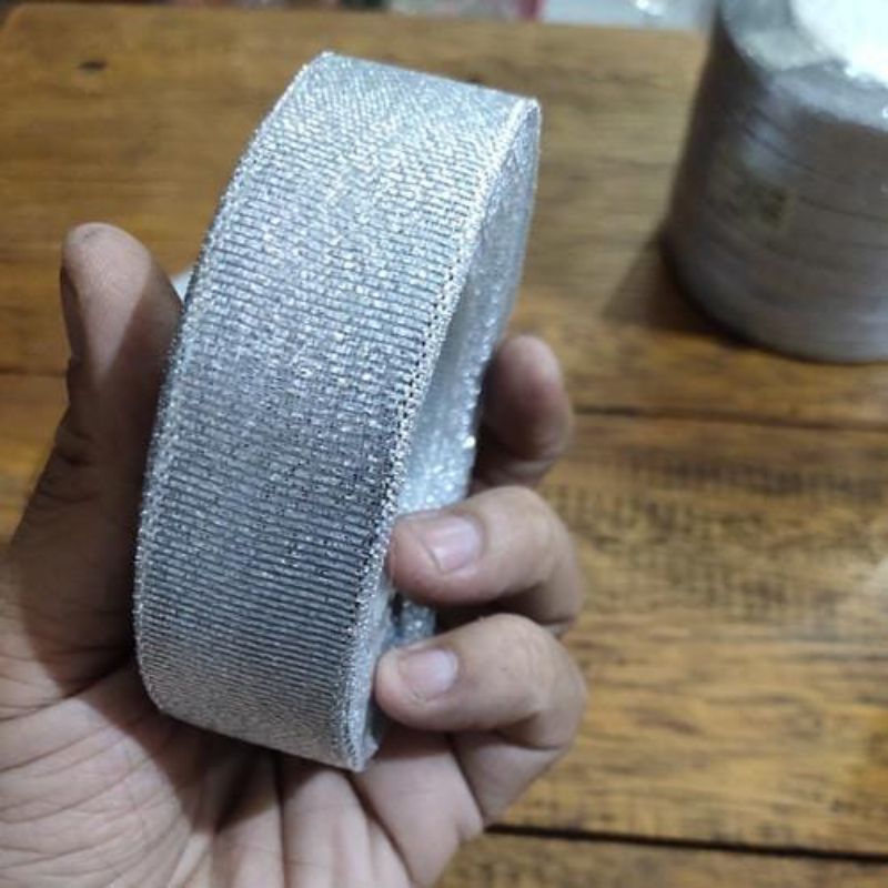 

Pita Silver Ukuran 1