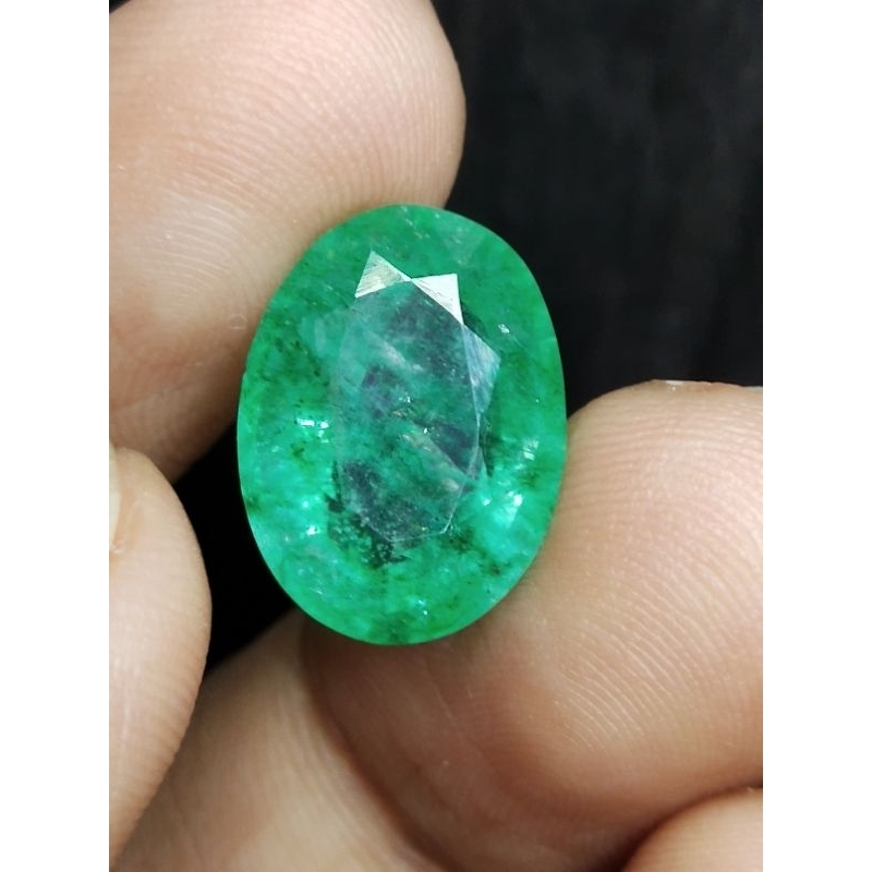 Natural Emerald Zamrud 16 x 12 x 6 mm 8.15 Ct Beryl Hijau Green Oval Cutting Colombia Code 1592
